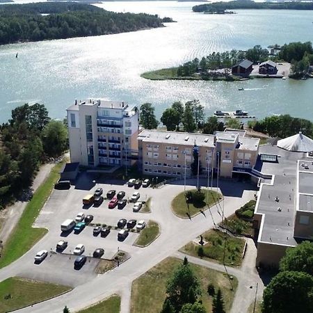 Finlandia Hotel Aquarius Uusikaupunki Eksteriør billede